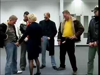 Aged Woman 's 1st Group-sex 1...F70